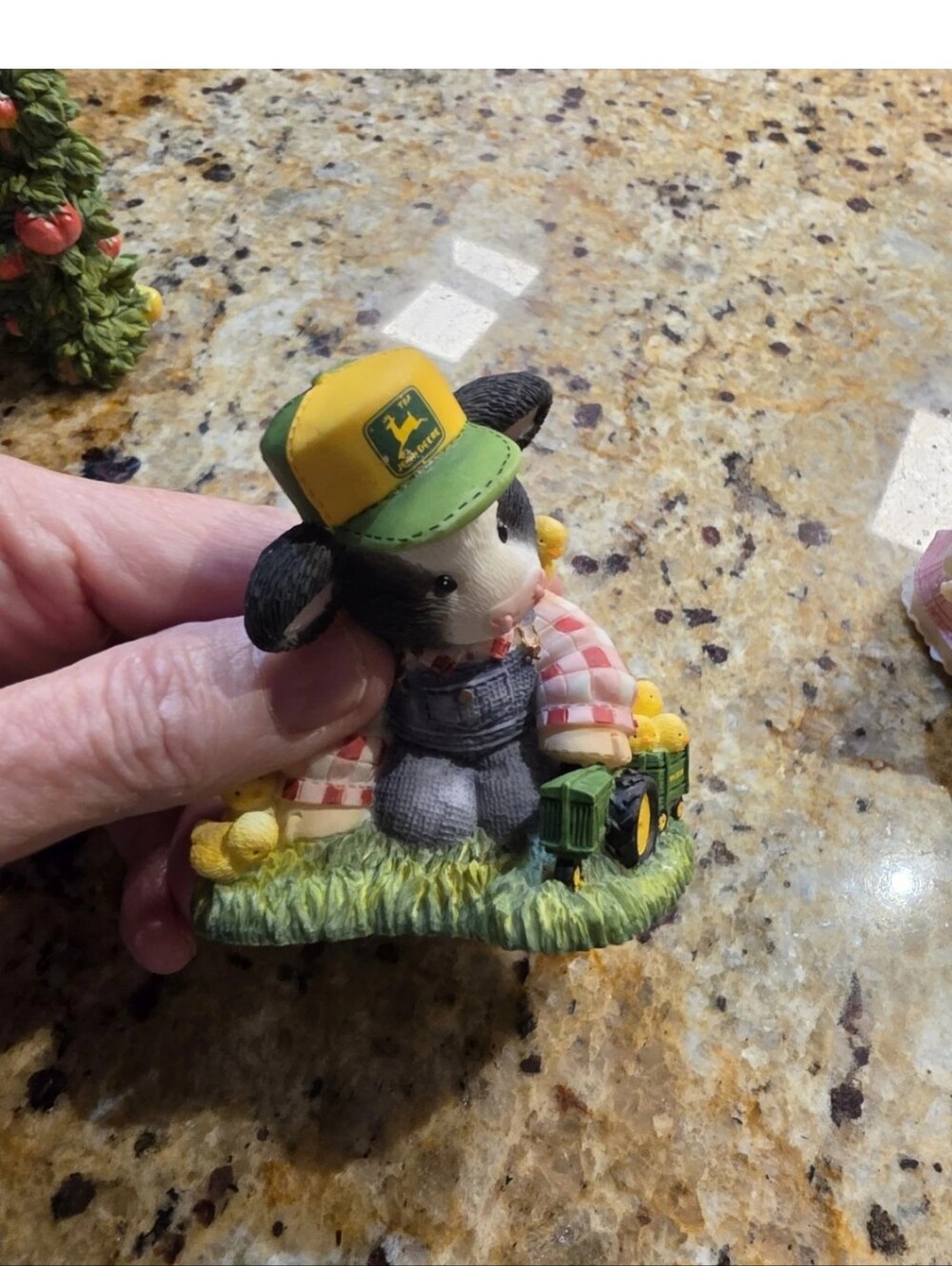 1999 Mary Moo Moo's 'Here a Chick There Chick Everywhere Chick' #642754 No Box